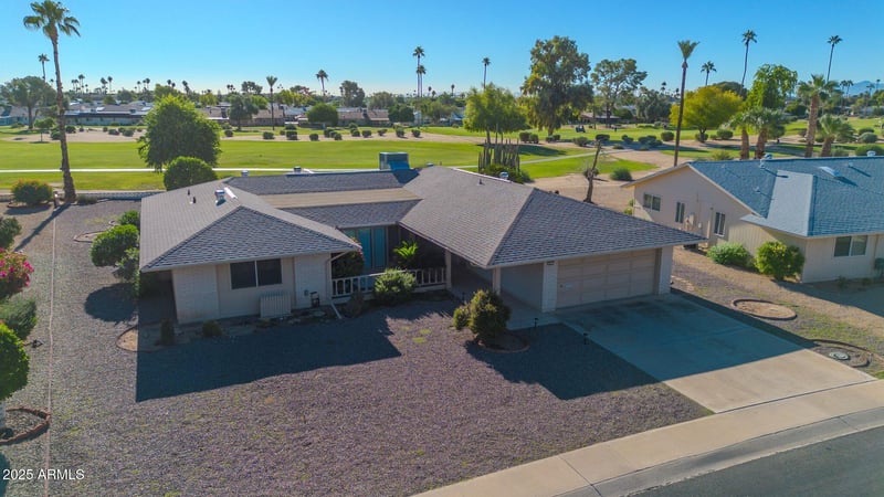 10215 White Mountain Rd, Sun City, AZ 85351