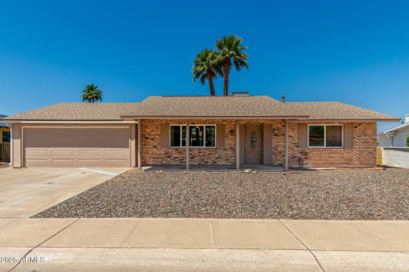 10216 110th Ave, Sun City, AZ 85351