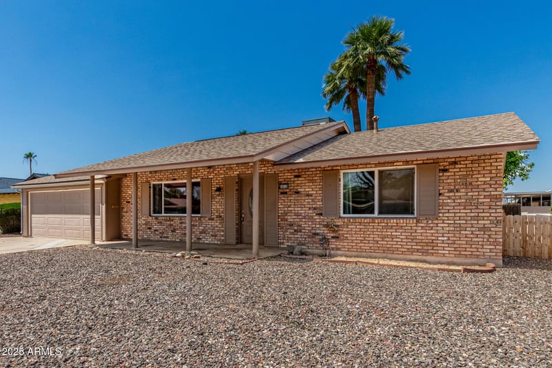 10216 110th Ave, Sun City, AZ 85351