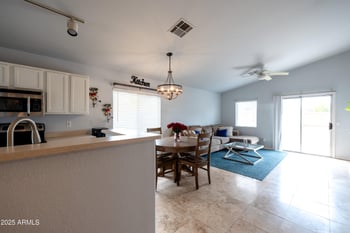 10216 94th Ln, Peoria, AZ 85345