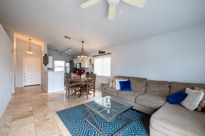 10216 94th Ln, Peoria, AZ 85345