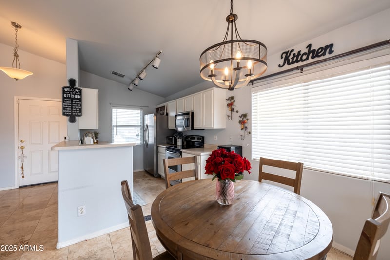 10216 94th Ln, Peoria, AZ 85345