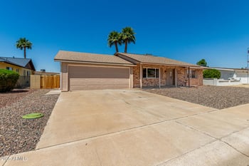 10216 N 110th Ave, Sun City, AZ 85351