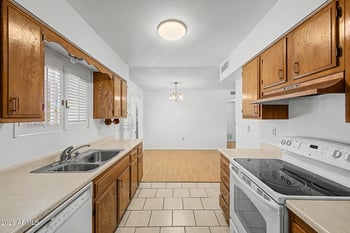 10216 W Ironwood Dr, Sun City, AZ 85351