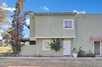 10217 7th Pl #B, Phoenix, AZ 85020