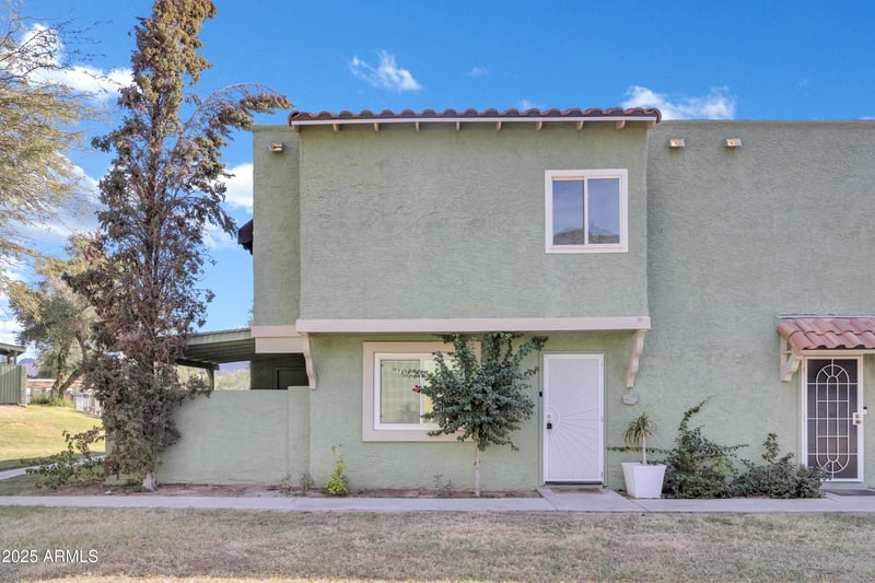 10217 7th Pl #B, Phoenix, AZ 85020