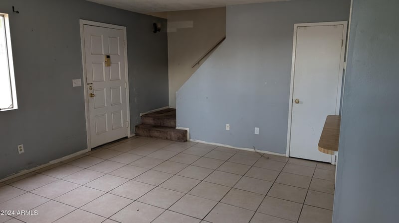 10217 8th St #A, Phoenix, AZ 85020