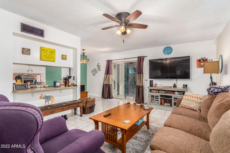 10217 N 8th Pl, Phoenix, AZ 85020