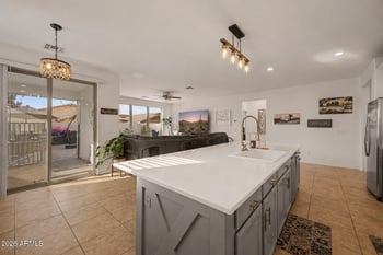 10218 E Wavelength Ave, Mesa, AZ 85212