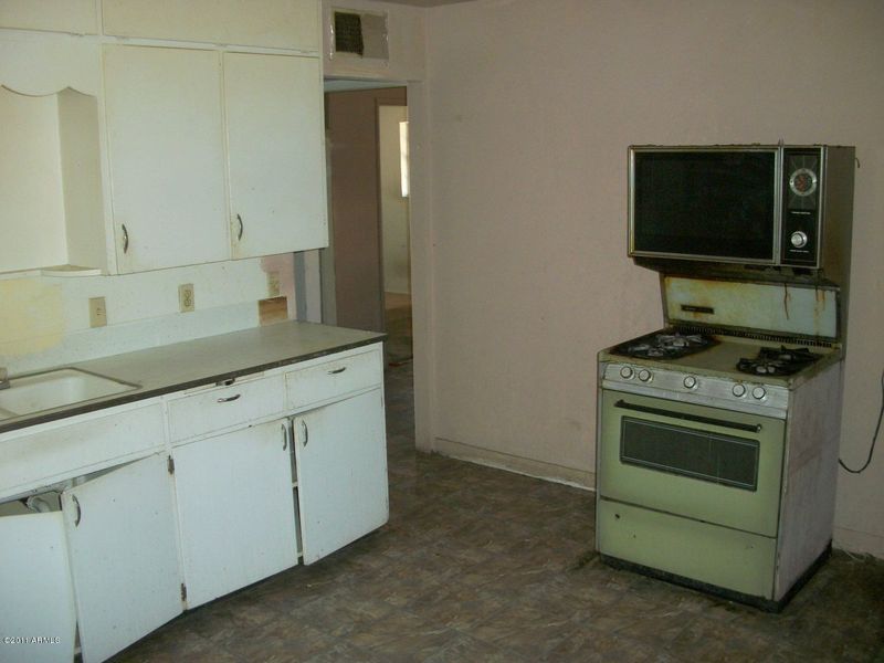 10218 N 13th Ave, Phoenix, AZ 85021