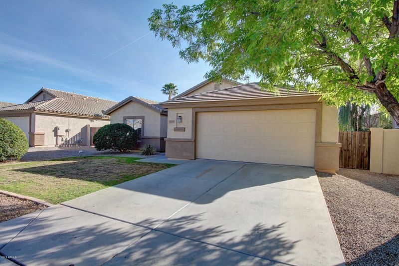 10219 E Olla Ave, Mesa, AZ 85212