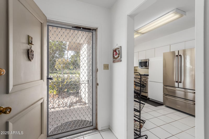 10219 Snead Cir, Sun City, AZ 85351