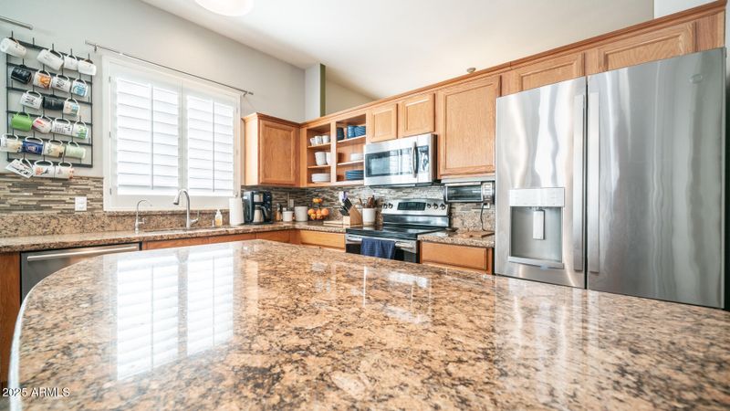 1022 E Hiddenview Dr, Phoenix, AZ 85048