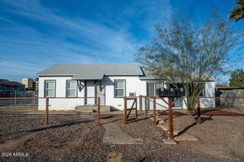 1022 Montezuma Ave, Phoenix, AZ 85003
