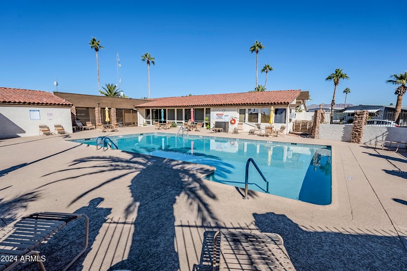 10220 E Apache Trl #204, Apache Junction, AZ 85120