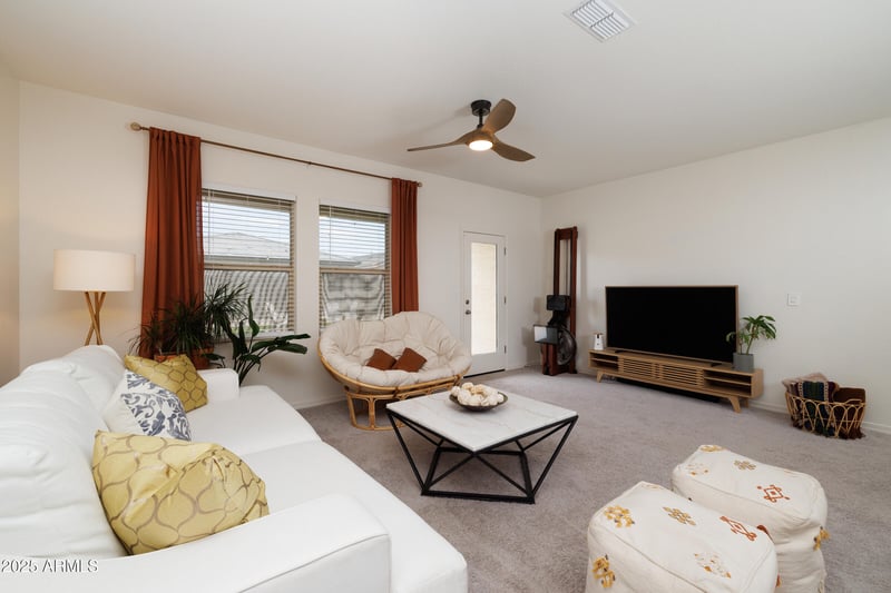 10221 57th Dr, Laveen, AZ 85339