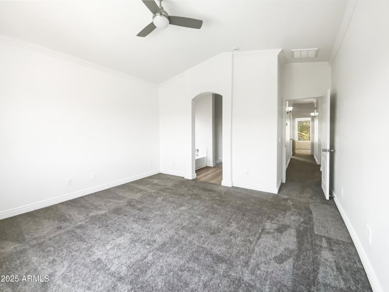 10221 Knowles Ave, Mesa, AZ 85209