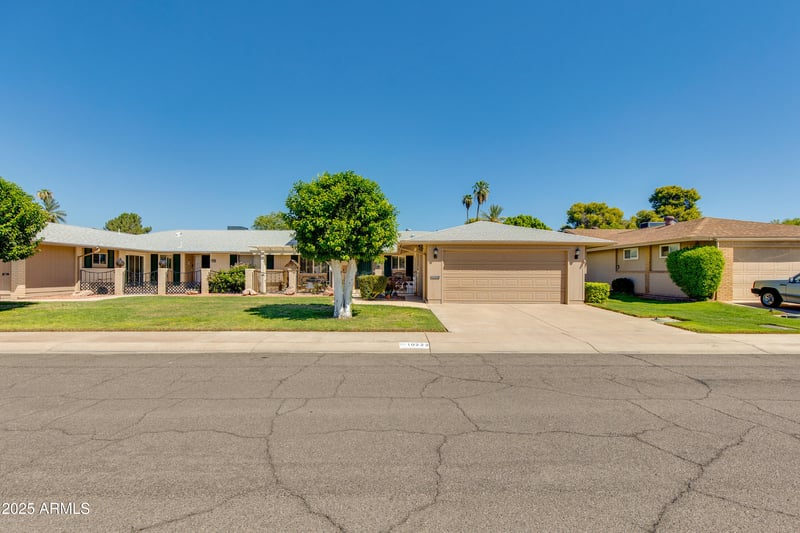 10222 Mountain View Rd, Sun City, AZ 85351