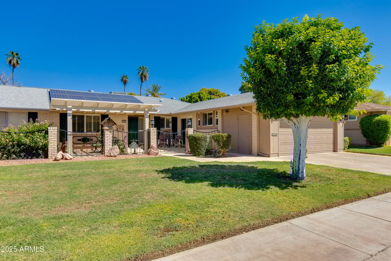 10222 Mountain View Rd, Sun City, AZ 85351