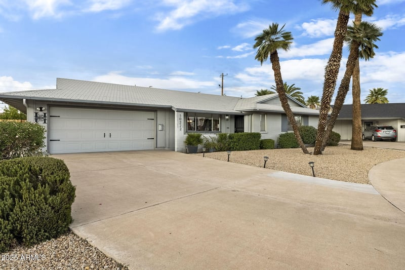 10222 Riviera Dr, Sun City, AZ 85351