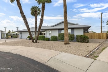 10222 Riviera Dr, Sun City, AZ 85351