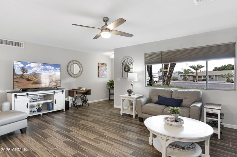 10222 Riviera Dr, Sun City, AZ 85351