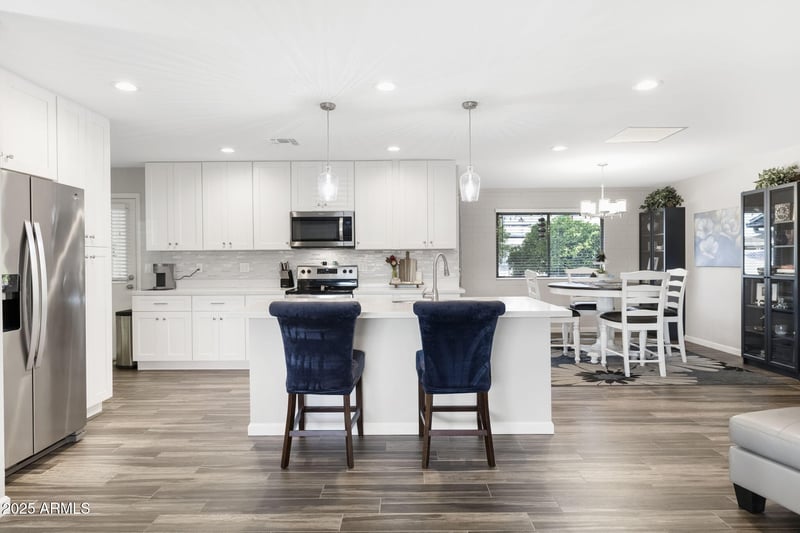 10222 Riviera Dr, Sun City, AZ 85351