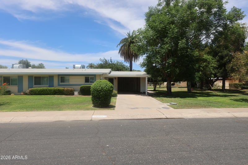 10222 Snead Cir, Sun City, AZ 85351