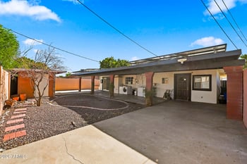 10223 N 17th Dr, Phoenix, AZ 85021