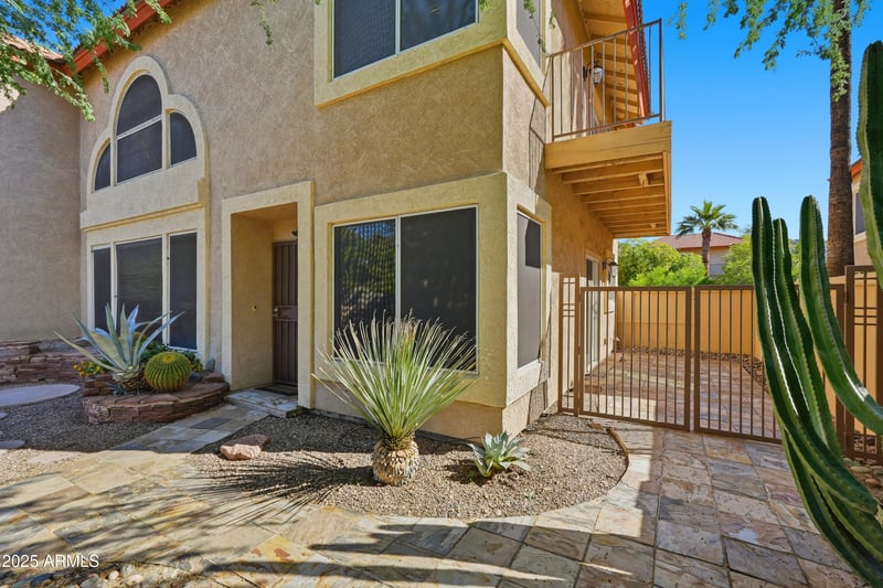 10224 12th Pl #2, Phoenix, AZ 85020