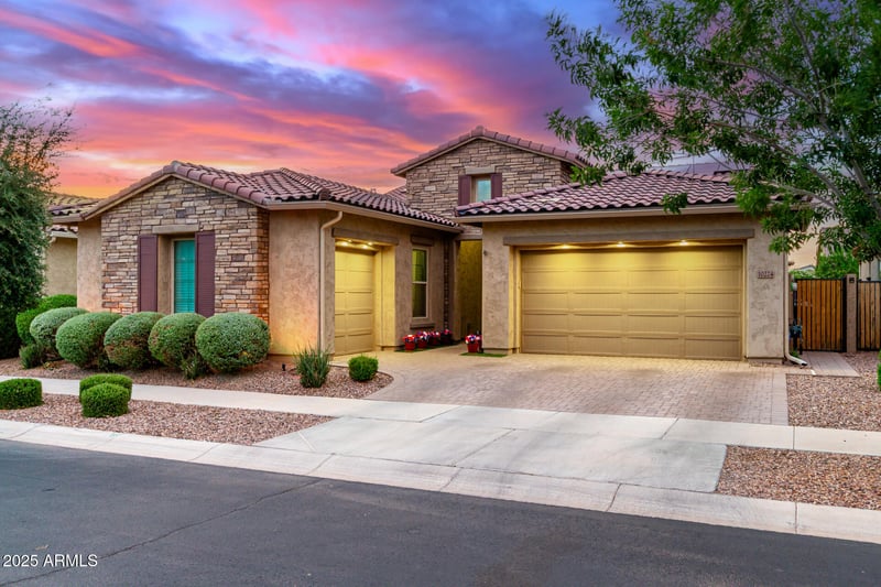 10224 Tiger Lily Ave, Mesa, AZ 85212
