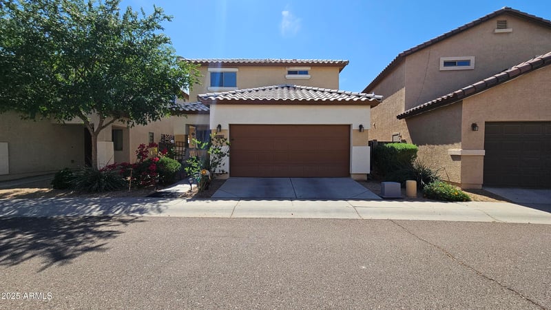 10225 Camelback Rd #21, Phoenix, AZ 85037