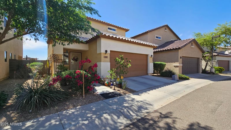 10225 Camelback Rd #21, Phoenix, AZ 85037