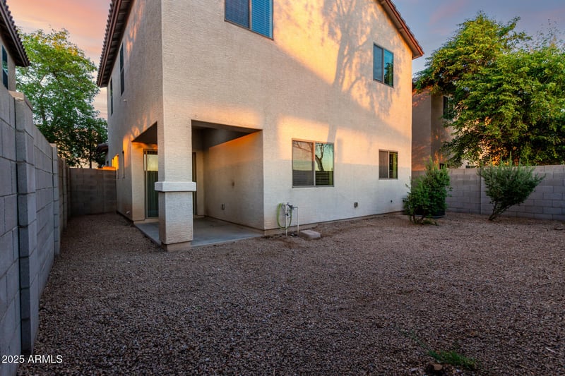 10225 Camelback Rd #33, Phoenix, AZ 85037
