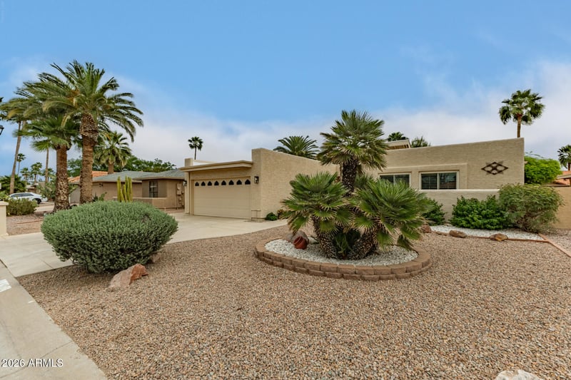 10225 Spring Creek Rd, Sun Lakes, AZ 85248