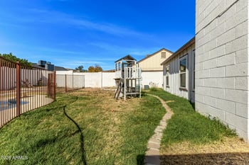 10226 46th Way, Phoenix, AZ 85044