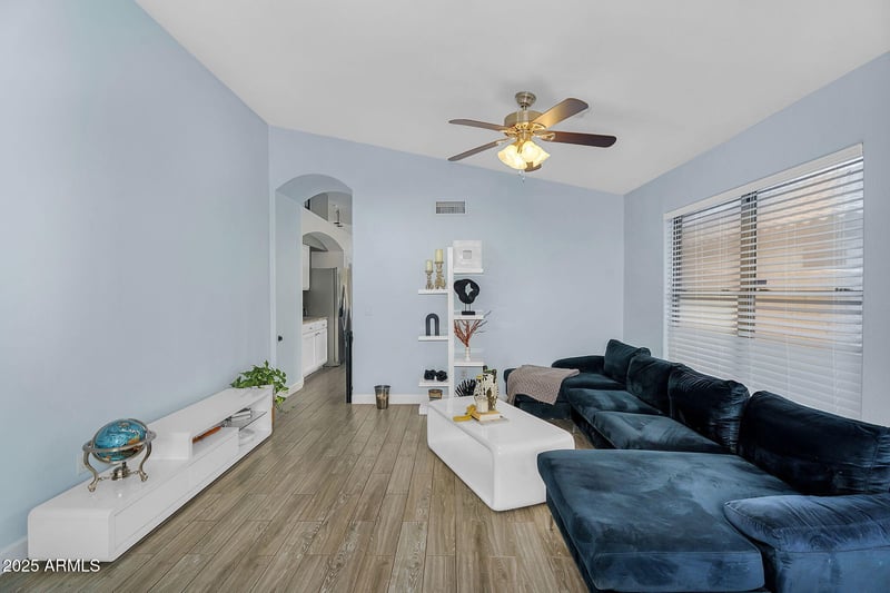10226 Country Club Trl, Peoria, AZ 85383
