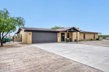 10226 E Iris Rd, Mesa, AZ 85207