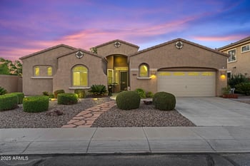 10226 Lakeview Ave, Mesa, AZ 85209