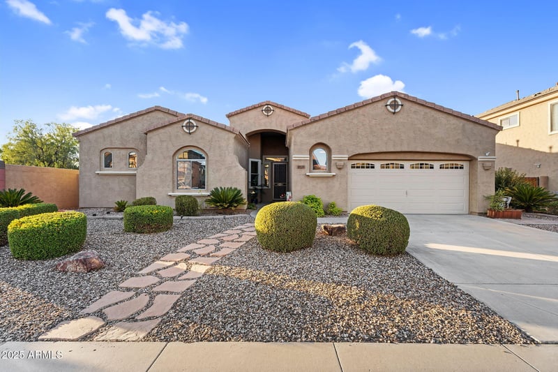 10226 Lakeview Ave, Mesa, AZ 85209
