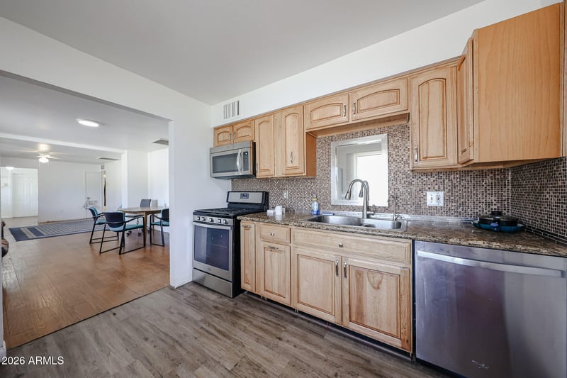 10226 N 15th Ave, Phoenix, AZ 85021