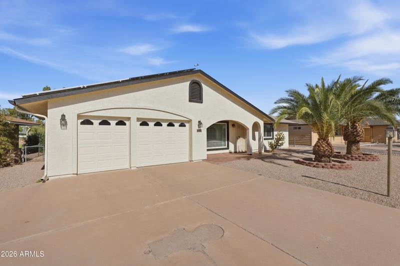 10226 W Palmer Dr, Sun City, AZ 85351