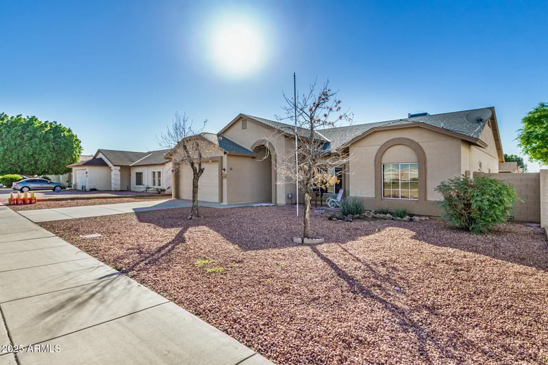 10227 Missouri Ave, Glendale, AZ 85307