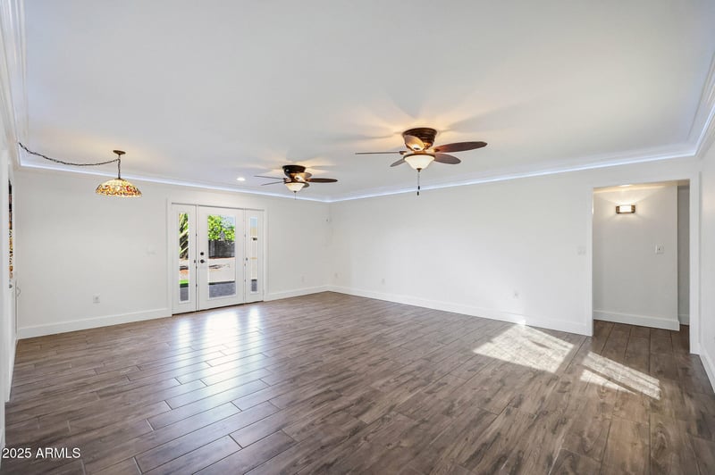 10228 Twin Oaks Dr, Sun City, AZ 85351