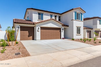 10229 49th Dr, Glendale, AZ 85302