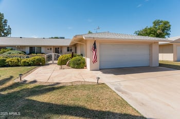 10229 Bolivar Dr, Sun City, AZ 85351