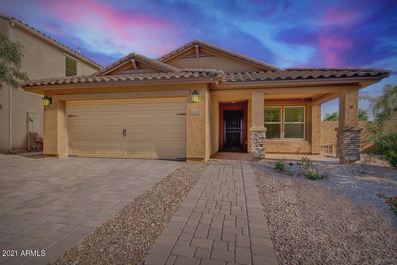 10229 E Kinetic Dr, Mesa, AZ 85212