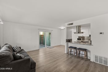 10229 N 8th St #B, Phoenix, AZ 85020