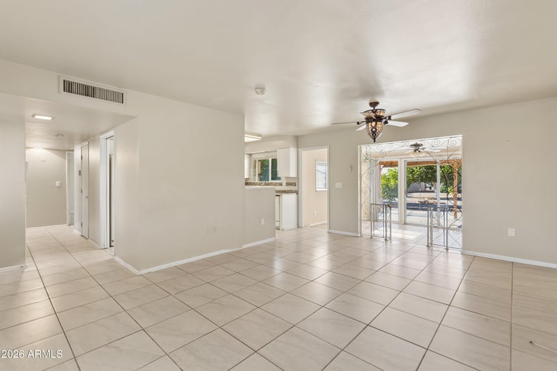 10229 W Pinehurst Dr, Sun City, AZ 85351