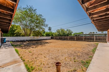 1023 Bethany Home Rd, Phoenix, AZ 85014